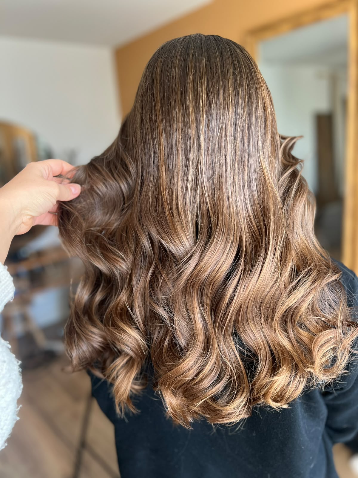 Coiffure lissage miroir